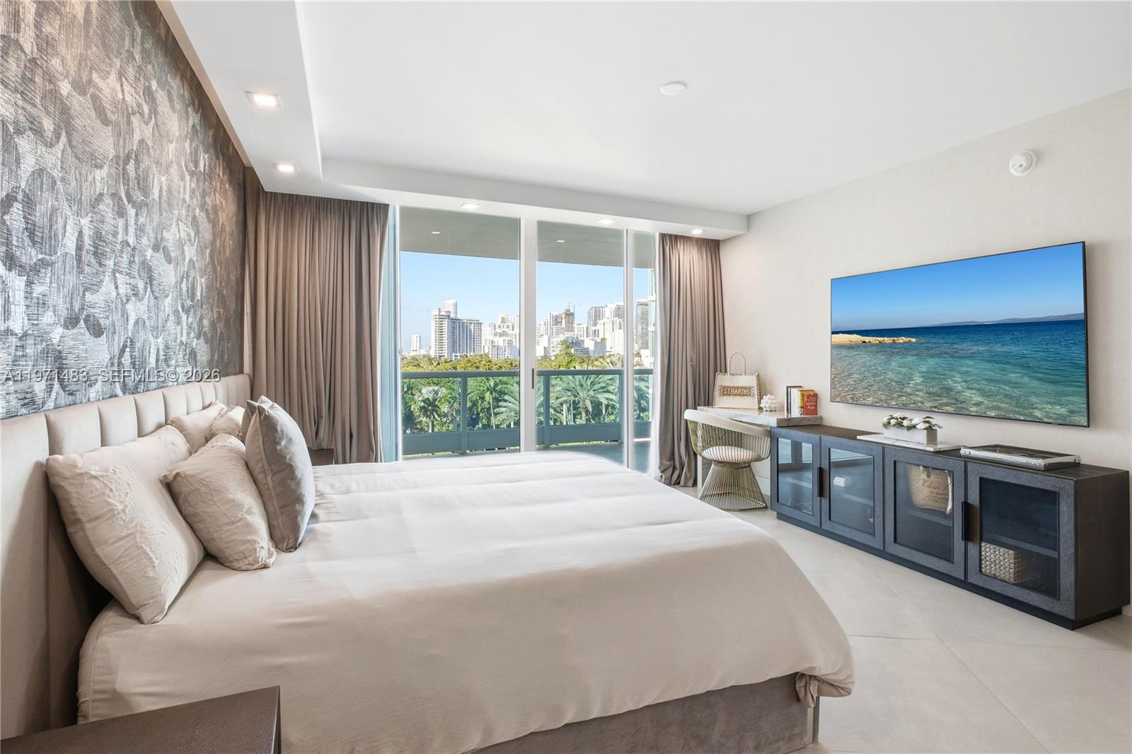 2127 Brickell Avenue #904, Miami FL 33129