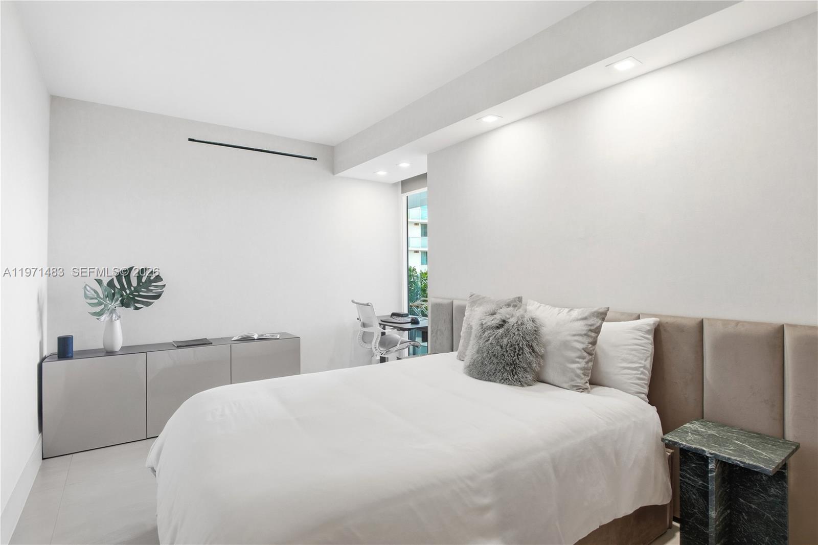 2127 Brickell Avenue #904, Miami FL 33129