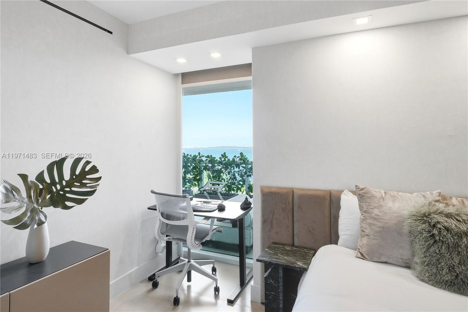 2127 Brickell Avenue #904, Miami FL 33129