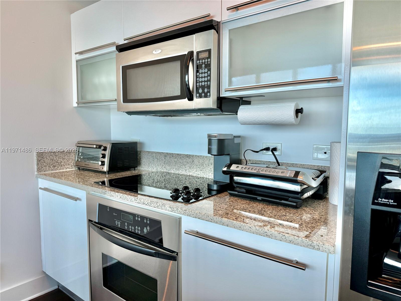 888 Biscayne Blvd #3208, Miami FL 33132