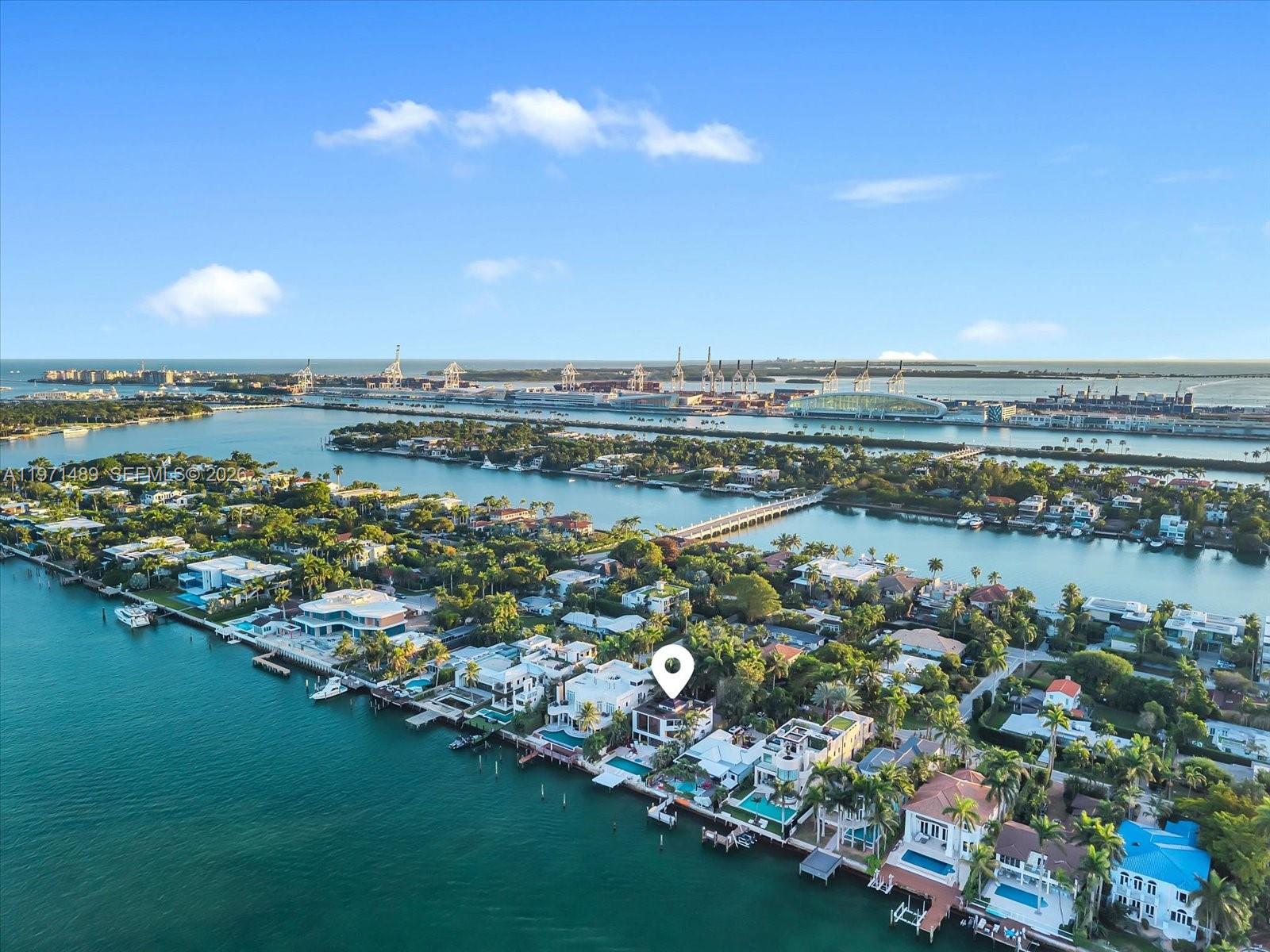 279 N Hibiscus Dr, Miami Beach FL 33139