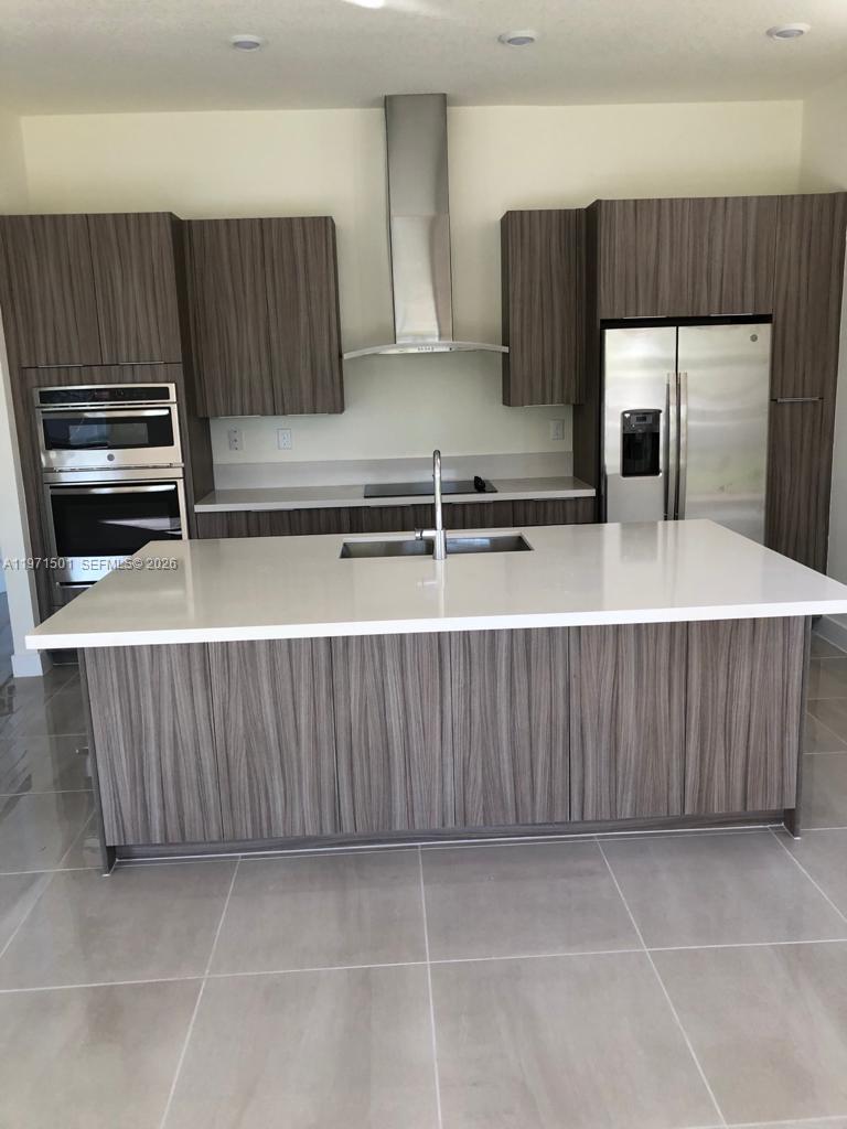 16045 NW 87th Ct, Miami Lakes FL 33018