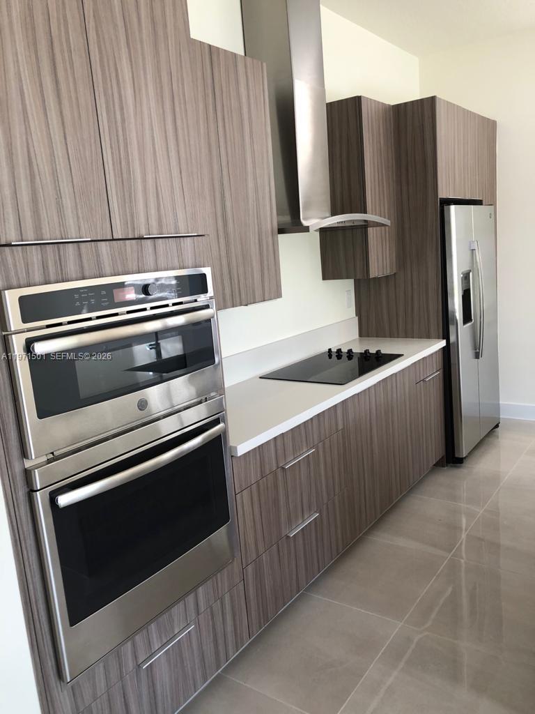 16045 NW 87th Ct, Miami Lakes FL 33018