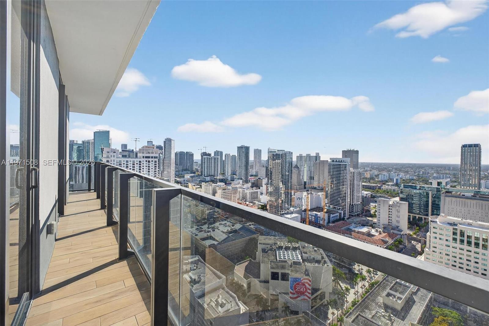 398 NE 5th St #3218, Miami FL 33132