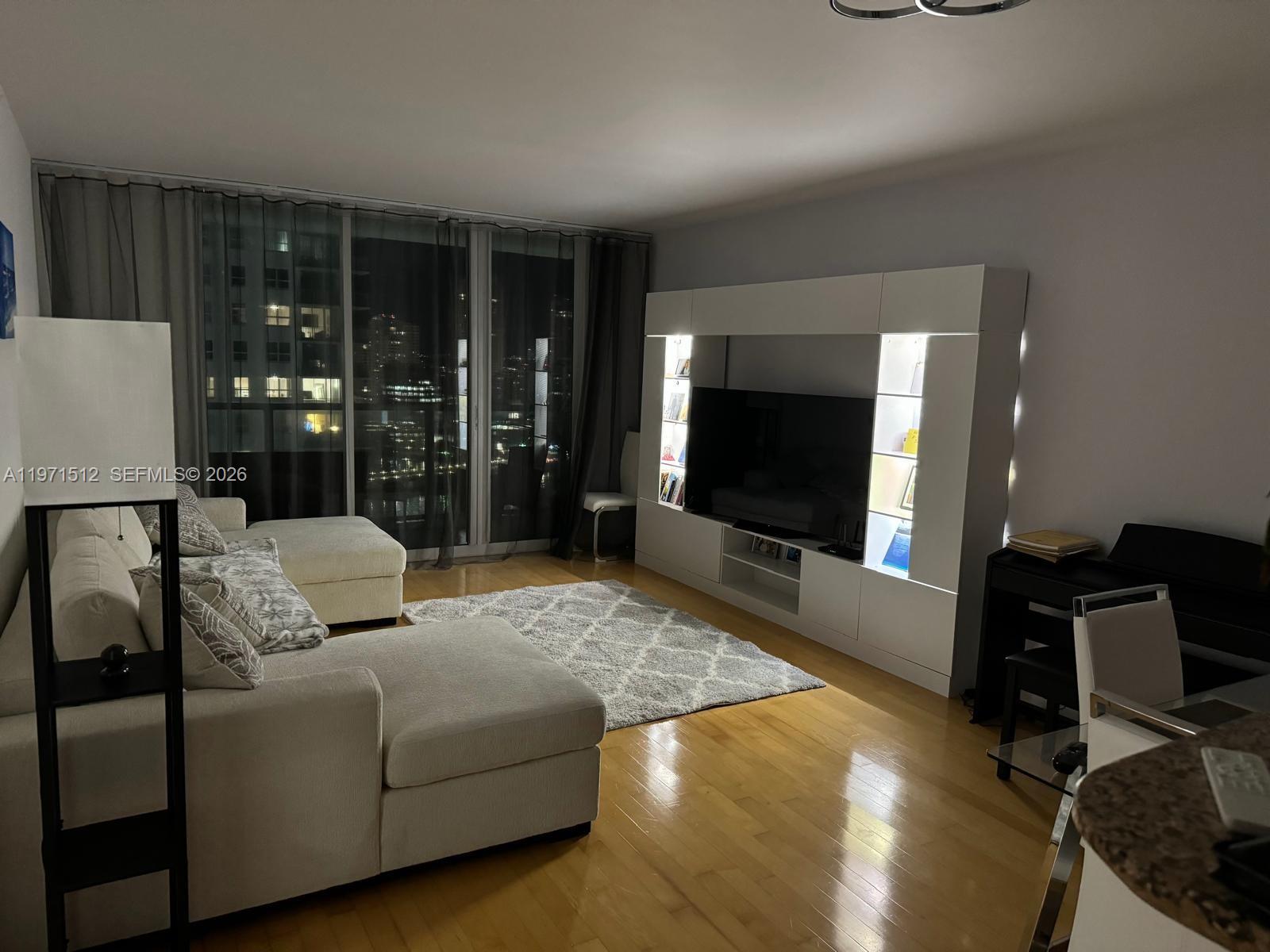 1155 Brickell Bay Dr #2306, Miami FL 33131