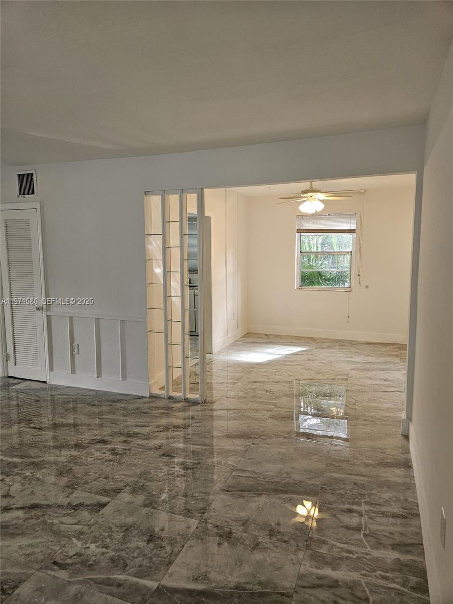 5660 SW 78th St #6A, Miami FL 33143