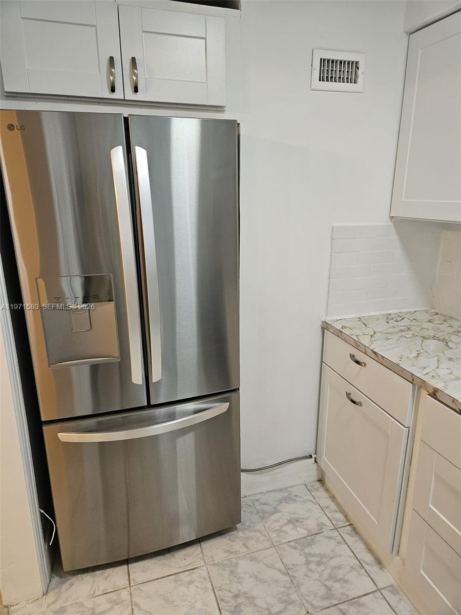 5660 SW 78th St #6A, Miami FL 33143
