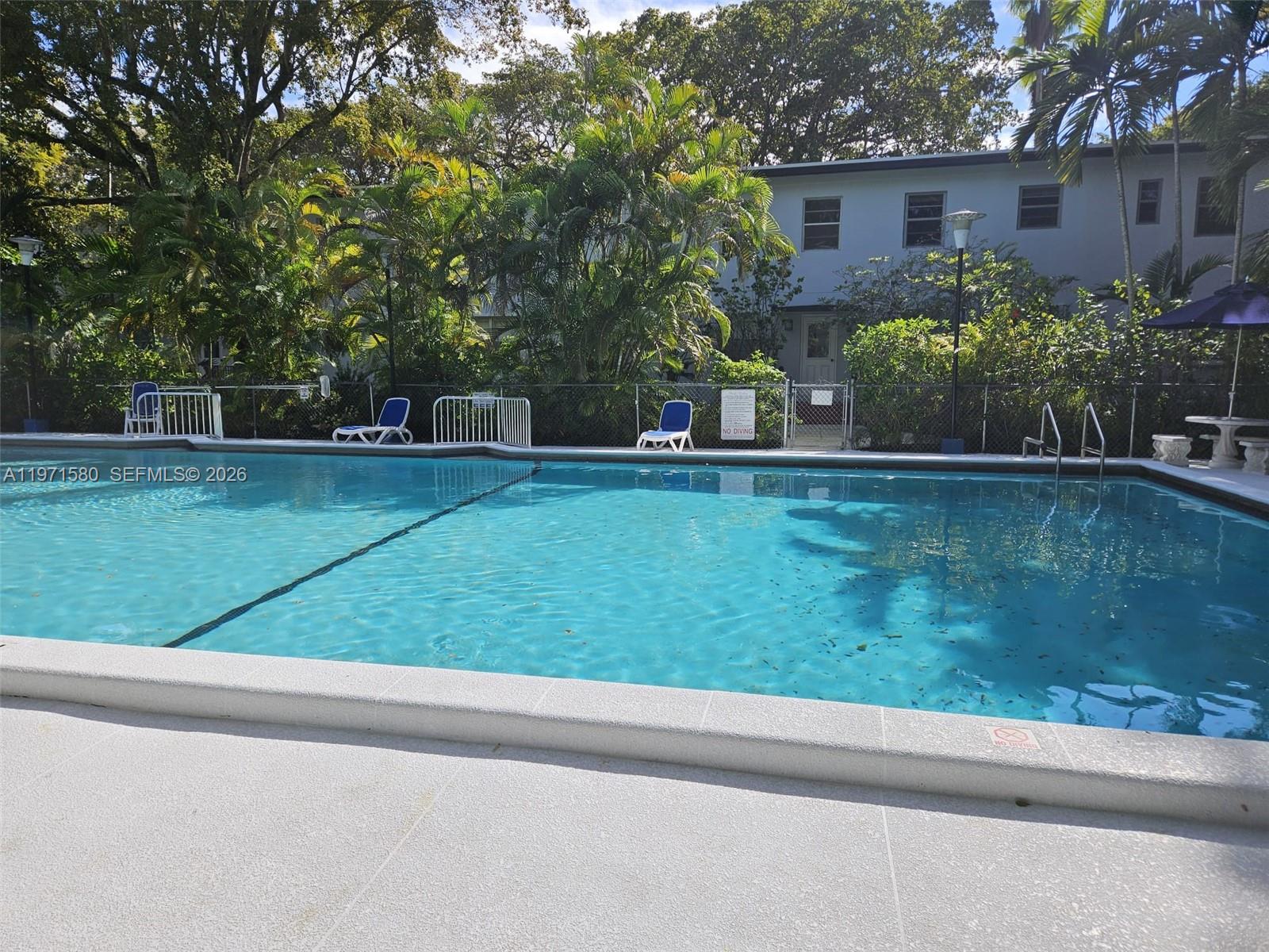 5660 SW 78th St #6A, Miami FL 33143