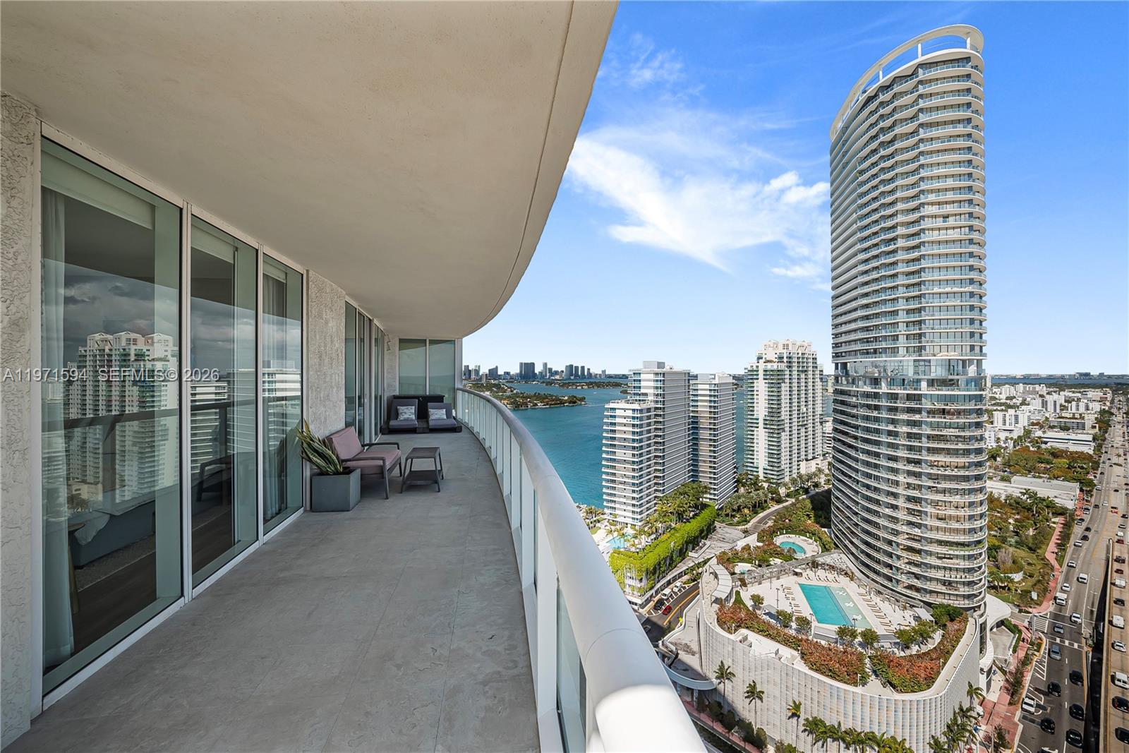 450 Alton Rd #2710, Miami Beach FL 33139