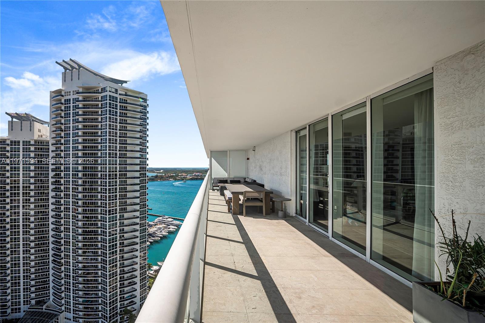 450 Alton Rd #2710, Miami Beach FL 33139