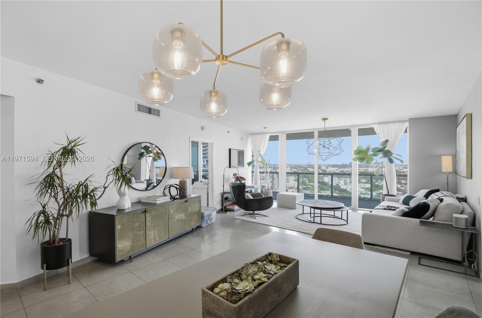 450 Alton Rd #2710, Miami Beach FL 33139