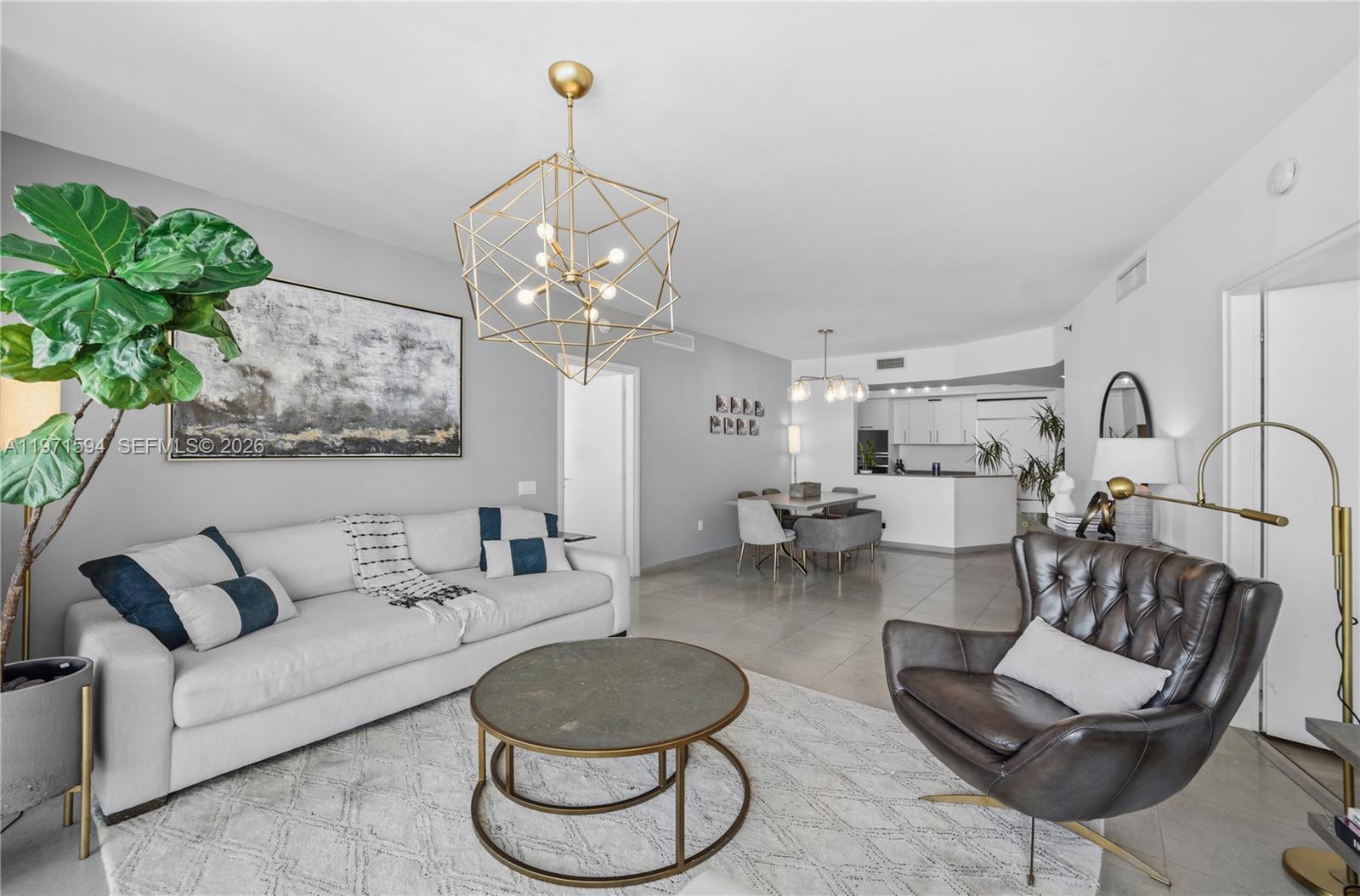 450 Alton Rd #2710, Miami Beach FL 33139