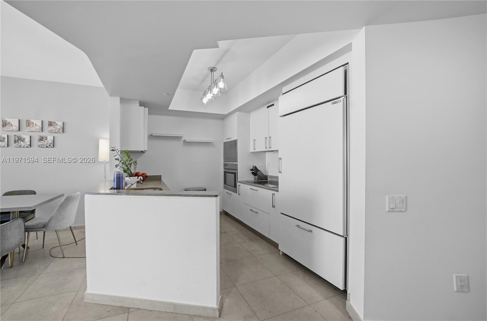 450 Alton Rd #2710, Miami Beach FL 33139