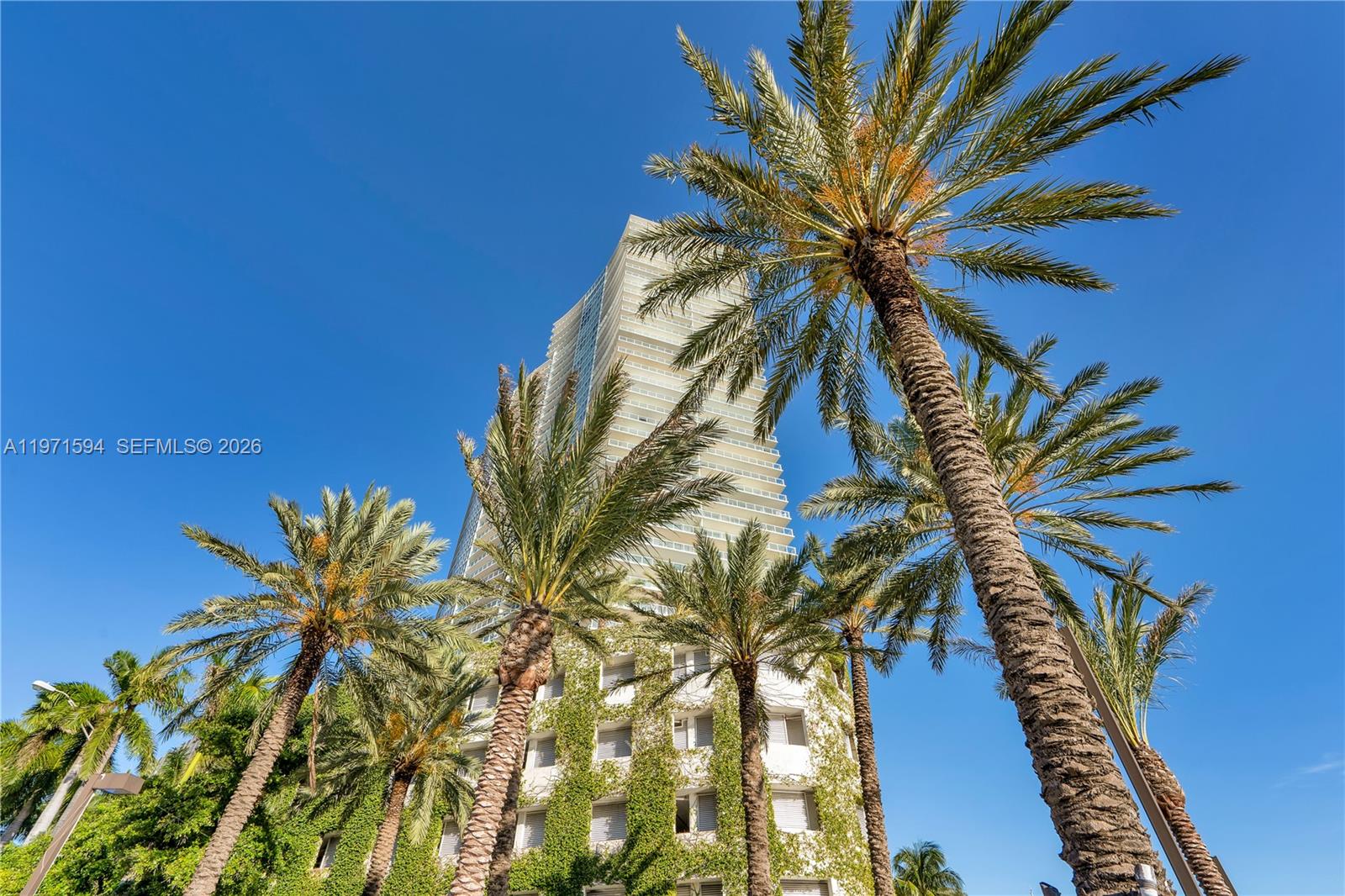 450 Alton Rd #2710, Miami Beach FL 33139