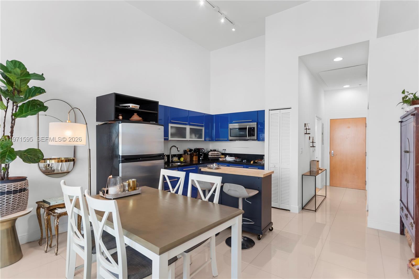 244 Biscayne blvd #252, Miami FL 33132