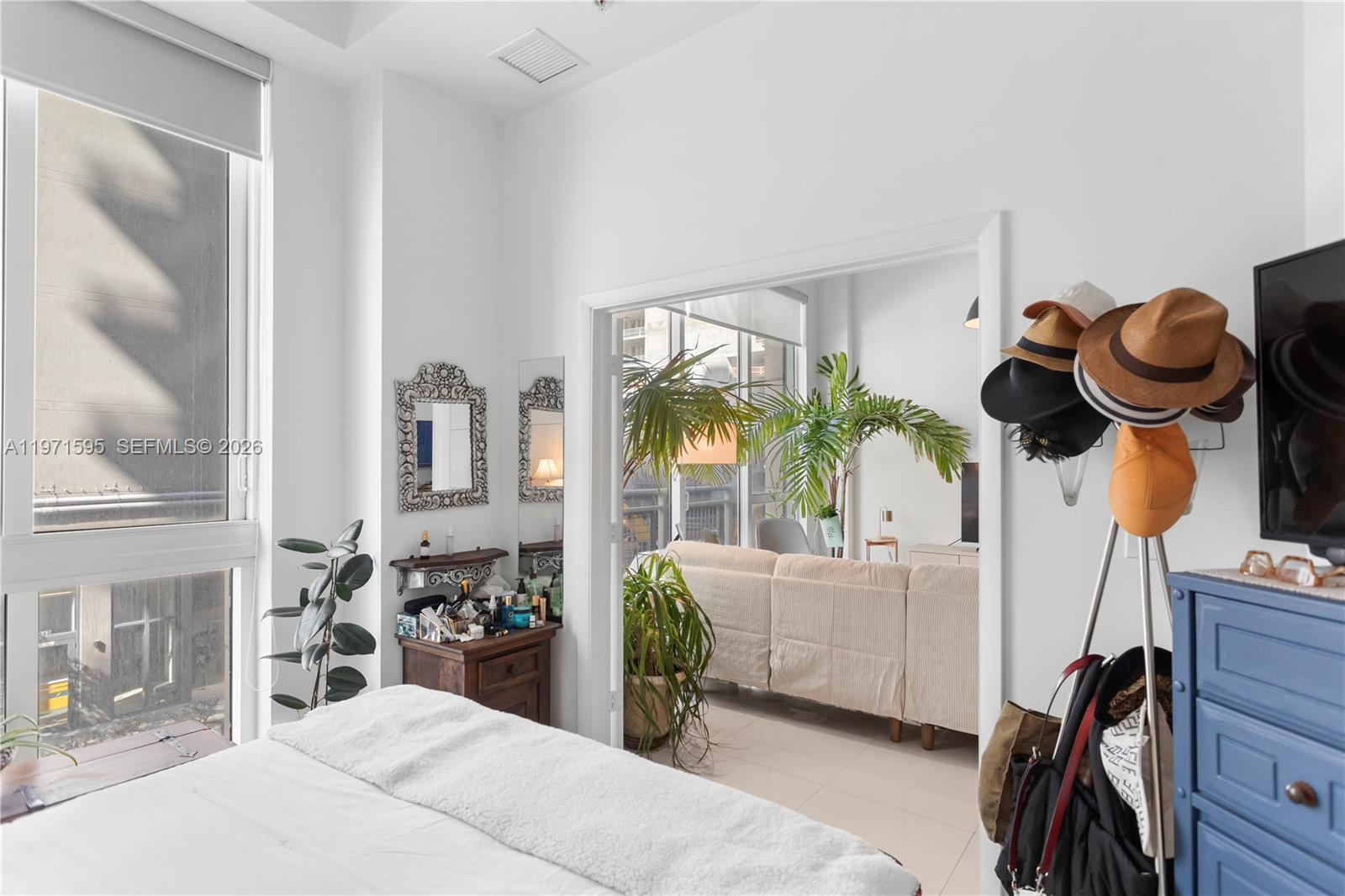 244 Biscayne blvd #252, Miami FL 33132