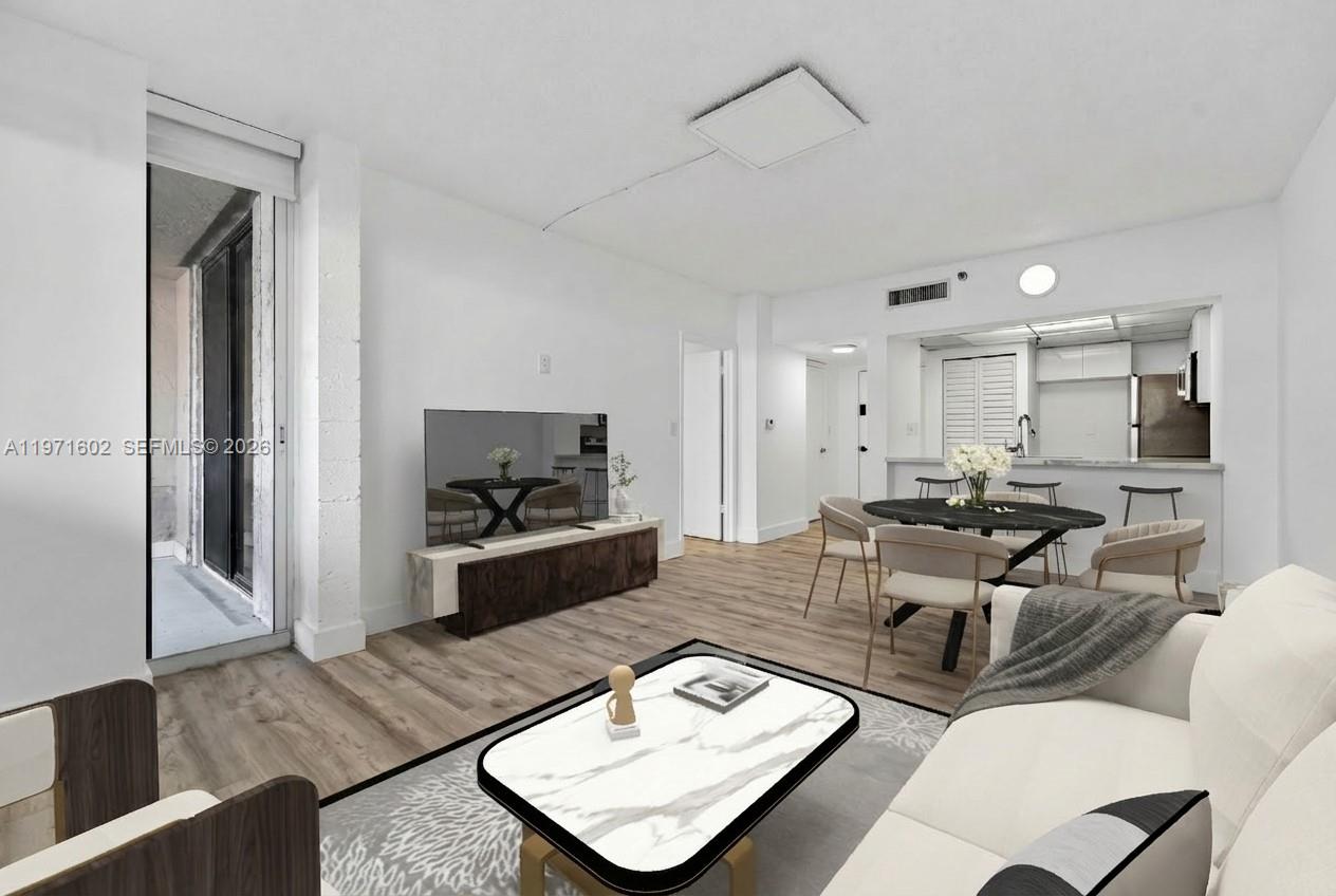 540 Brickell Key Dr #414, Miami FL 33131
