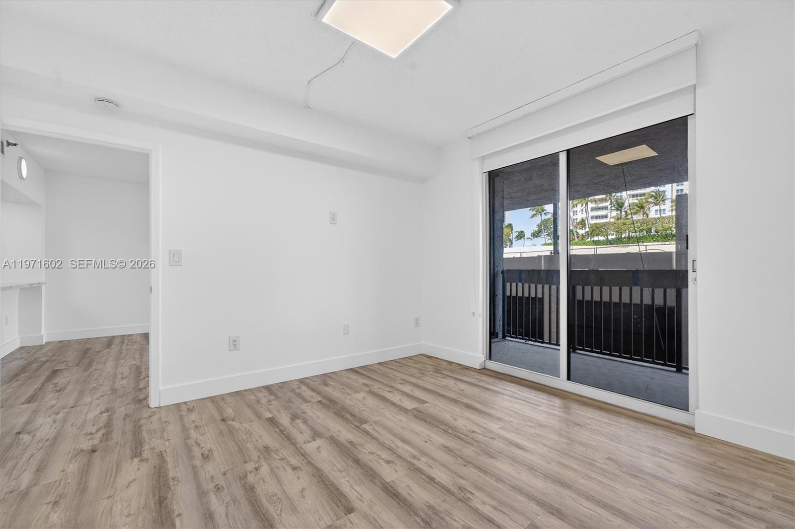540 Brickell Key Dr #414, Miami FL 33131
