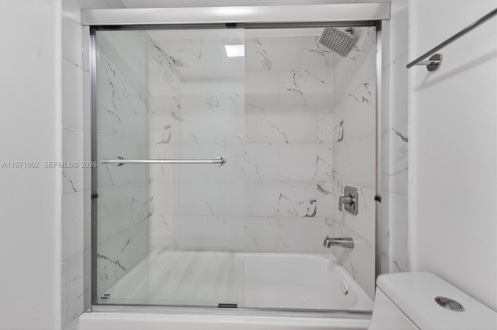 540 Brickell Key Dr #414, Miami FL 33131