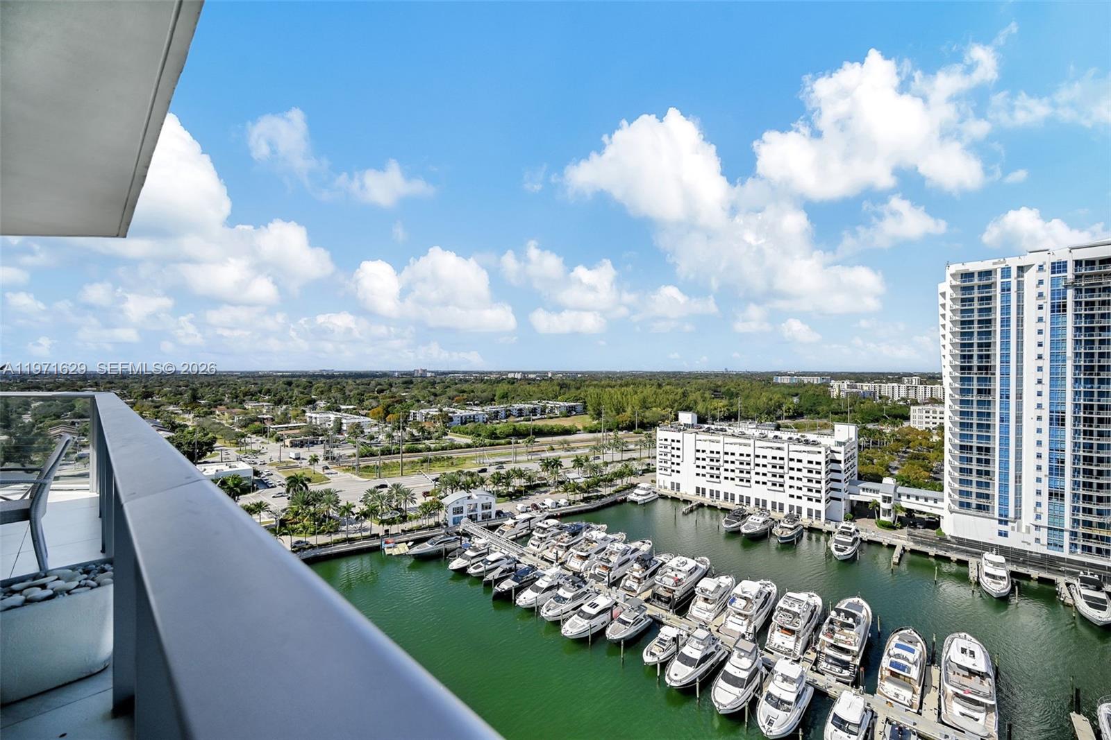 17111 Biscayne Blvd #1701, North Miami Beach FL 33160