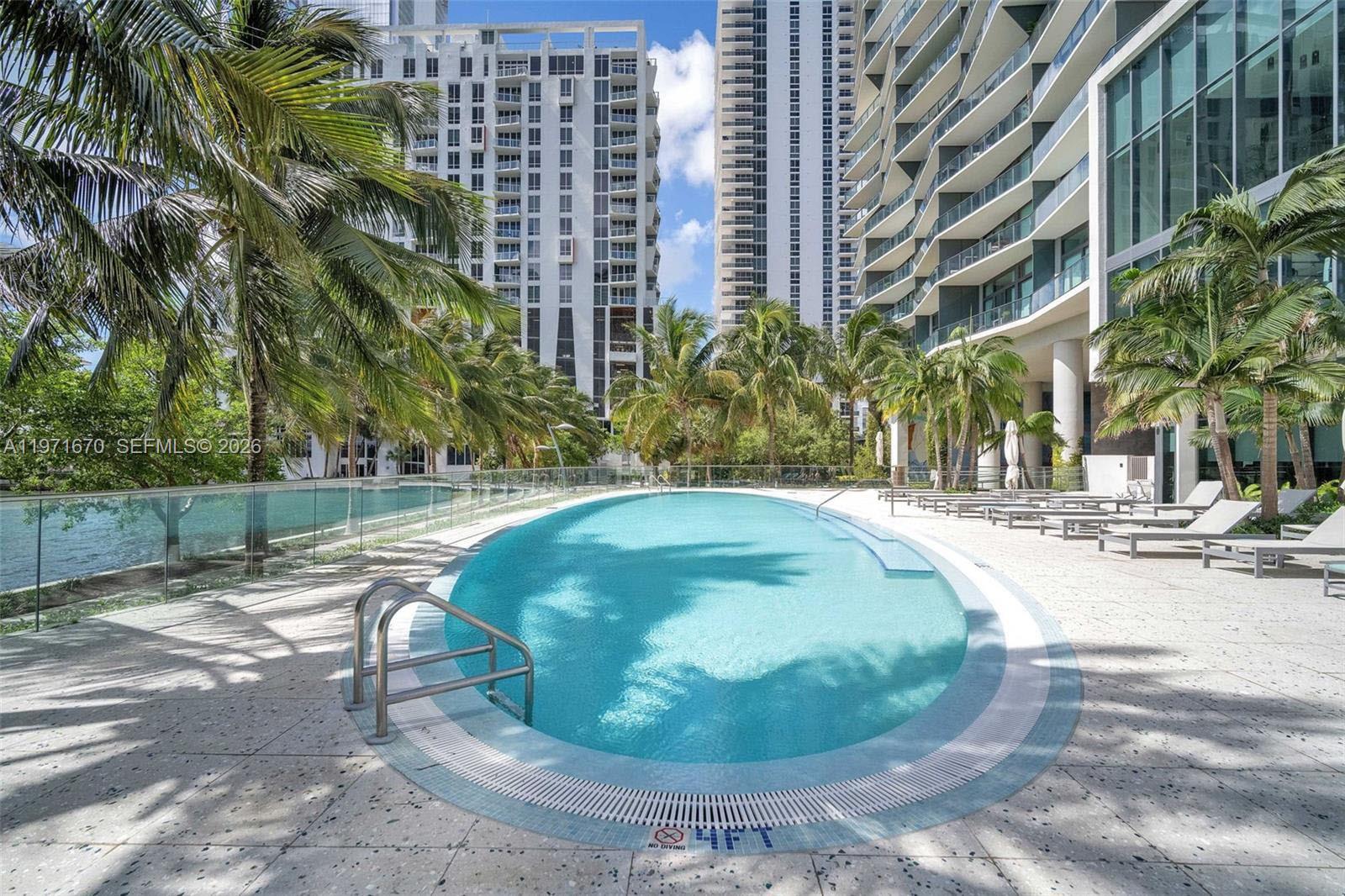 460 NE 28th St #3906, Miami FL 33137