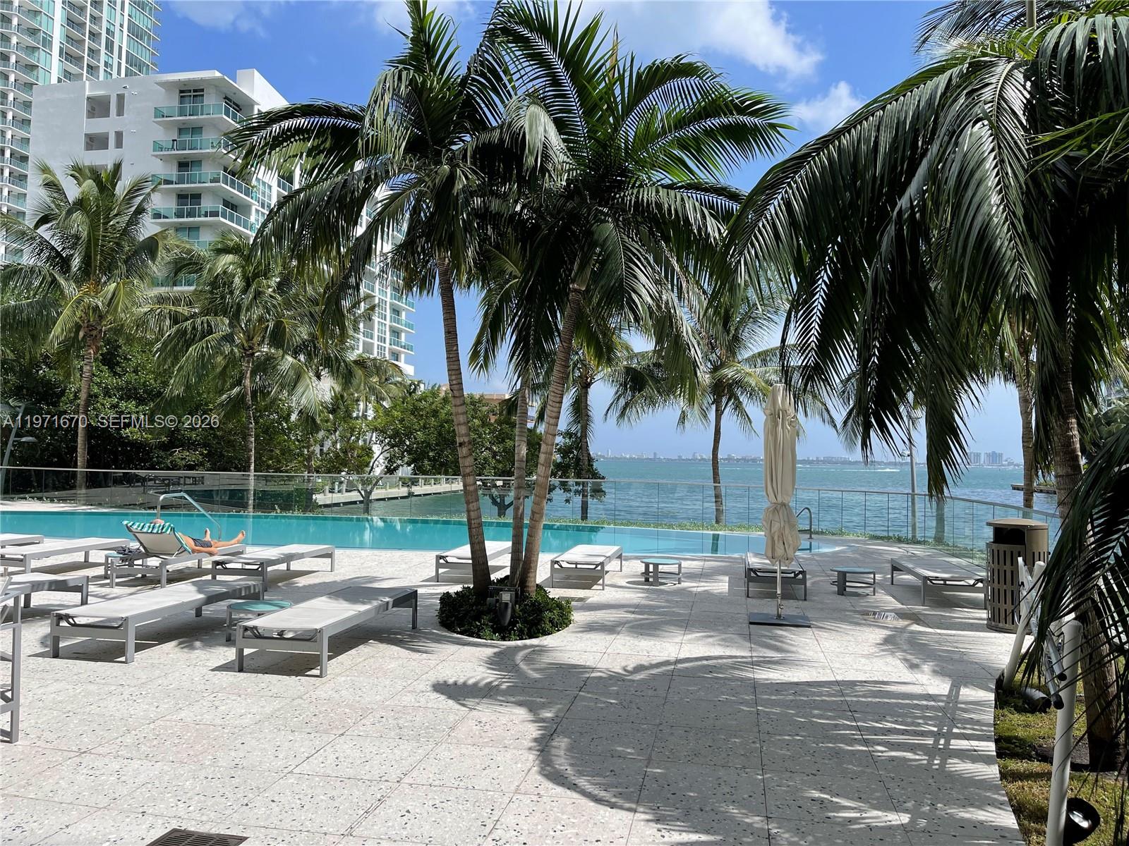 460 NE 28th St #3906, Miami FL 33137