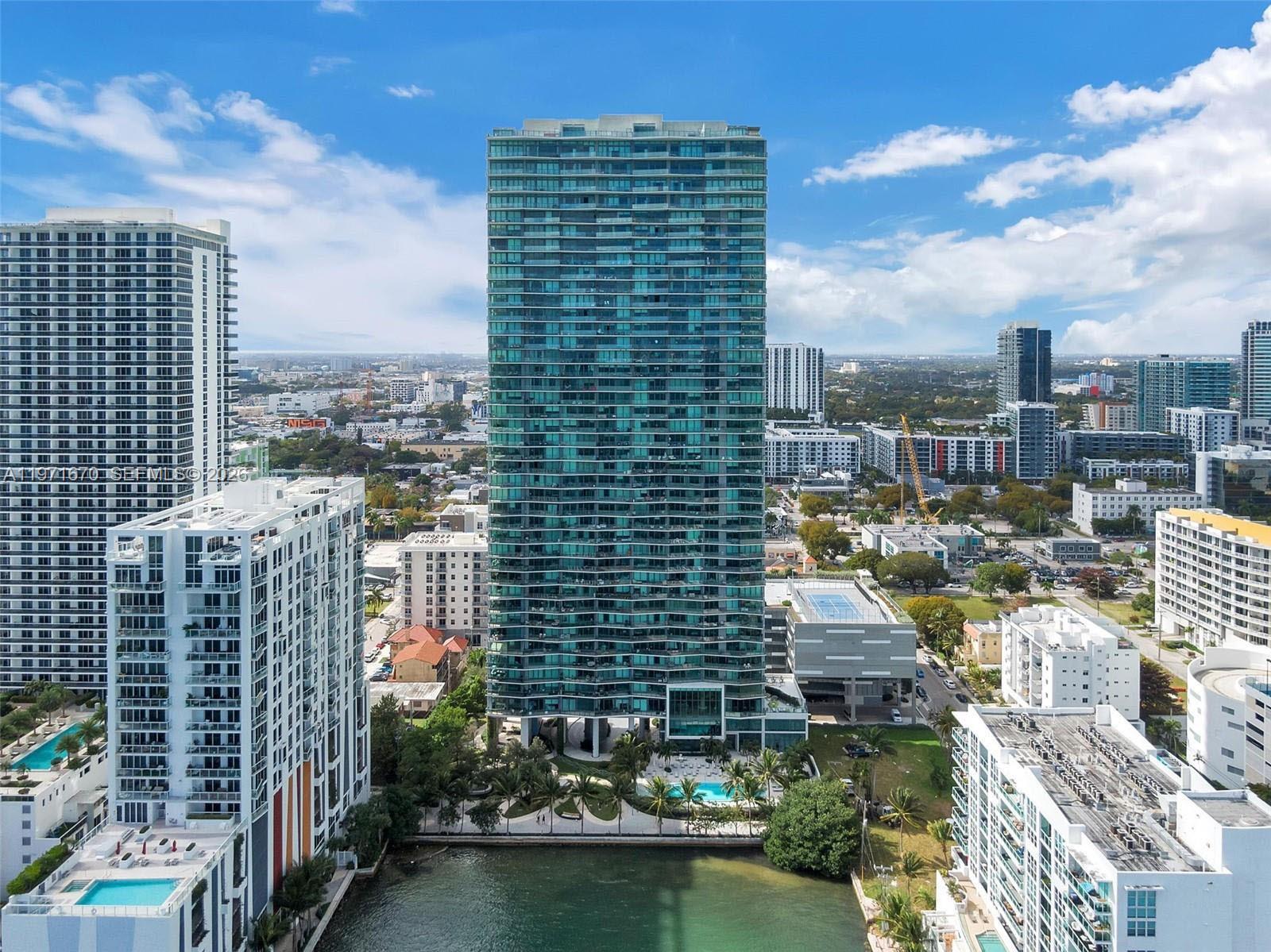 460 NE 28th St #3906, Miami FL 33137