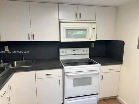 9001 SW 94 ST #113, Miami FL 33176