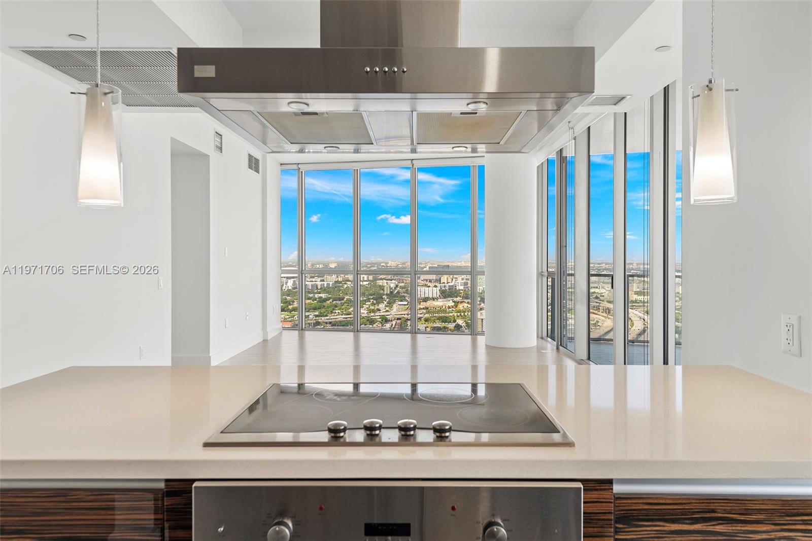 1100 Biscayne Blvd #4405, Miami FL 33132