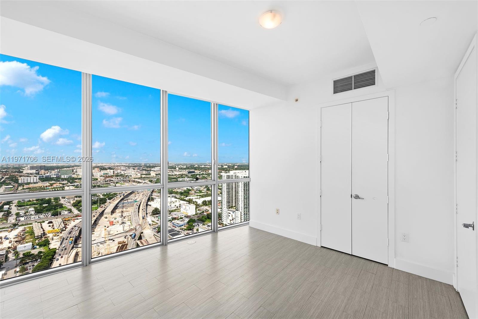 1100 Biscayne Blvd #4405, Miami FL 33132