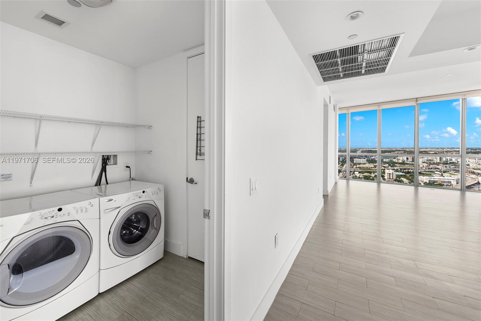 1100 Biscayne Blvd #4405, Miami FL 33132