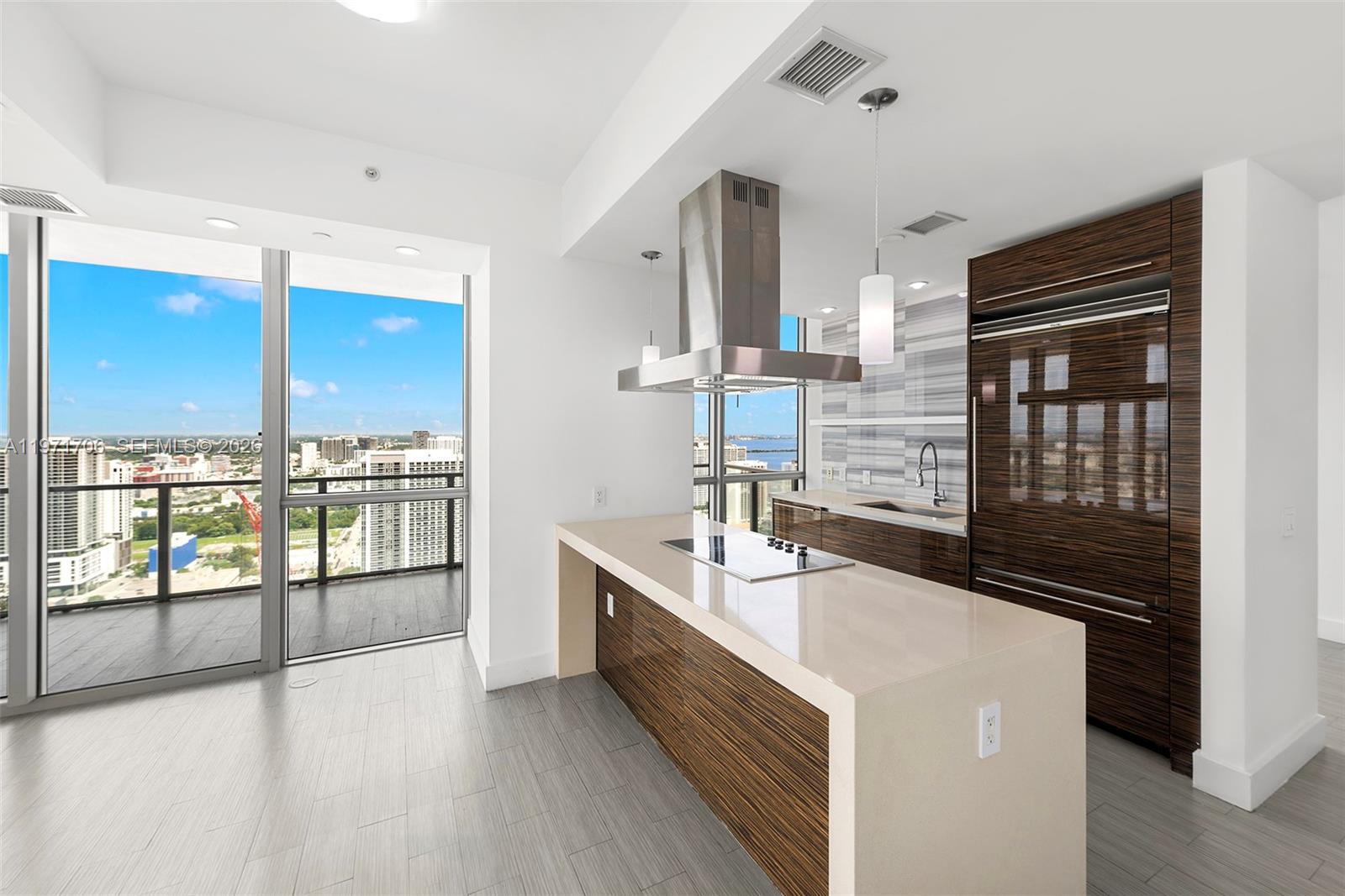 1100 Biscayne Blvd #4405, Miami FL 33132
