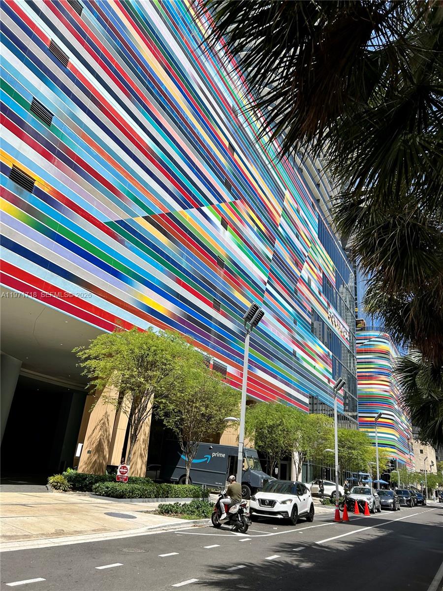 999 SW 1st Ave #2114, Miami FL 33130