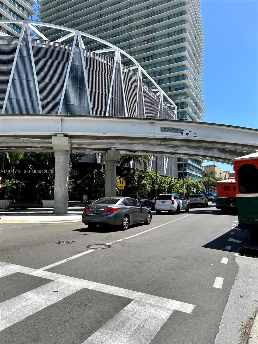 999 SW 1st Ave #2114, Miami FL 33130