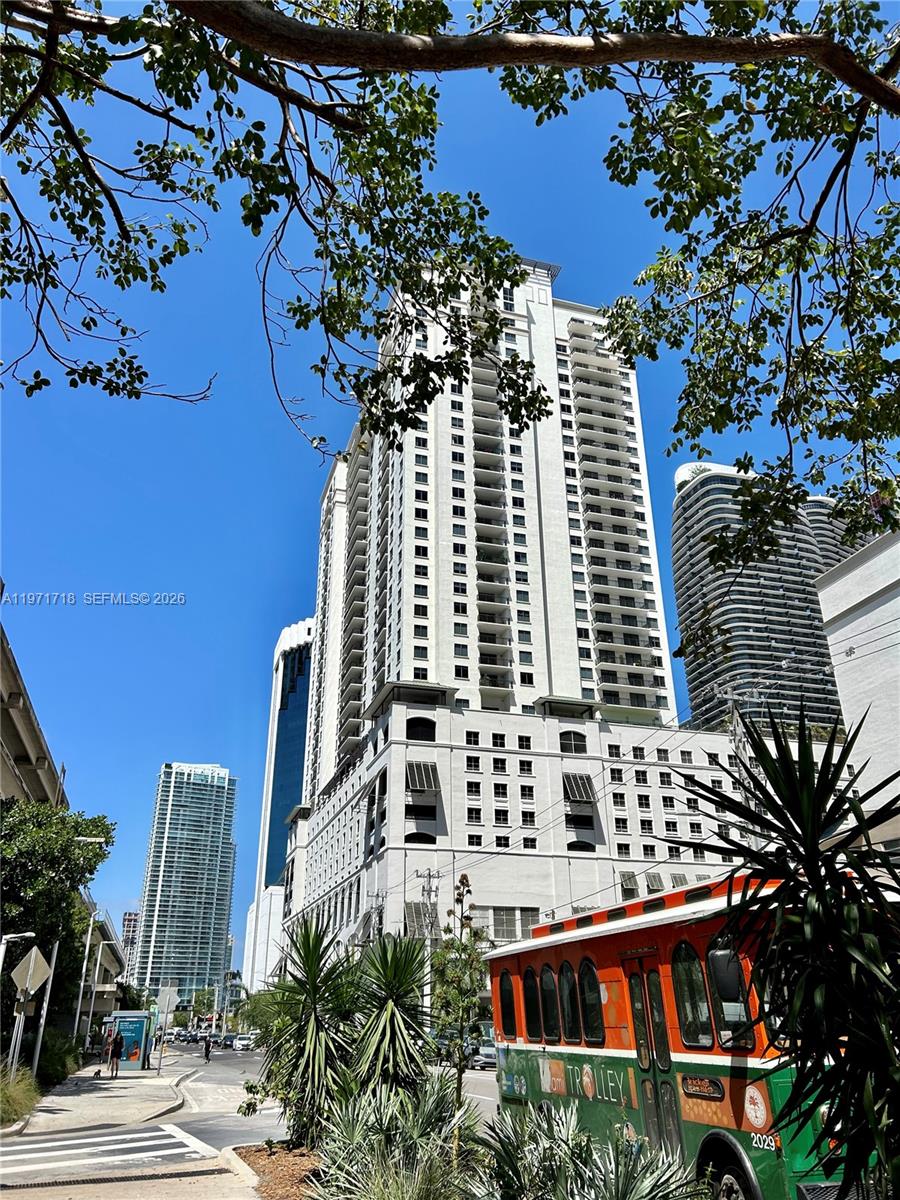 999 SW 1st Ave #2114, Miami FL 33130