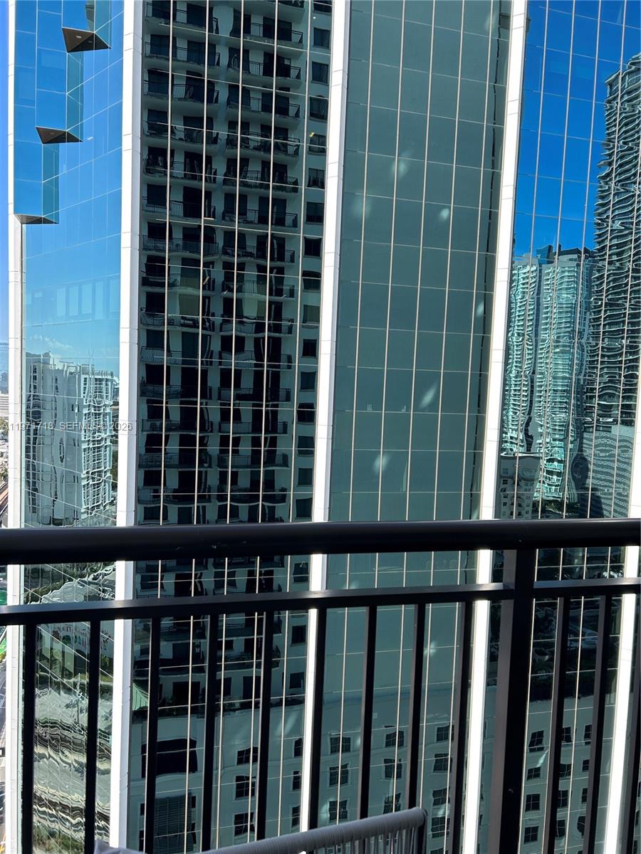 999 SW 1st Ave #2114, Miami FL 33130