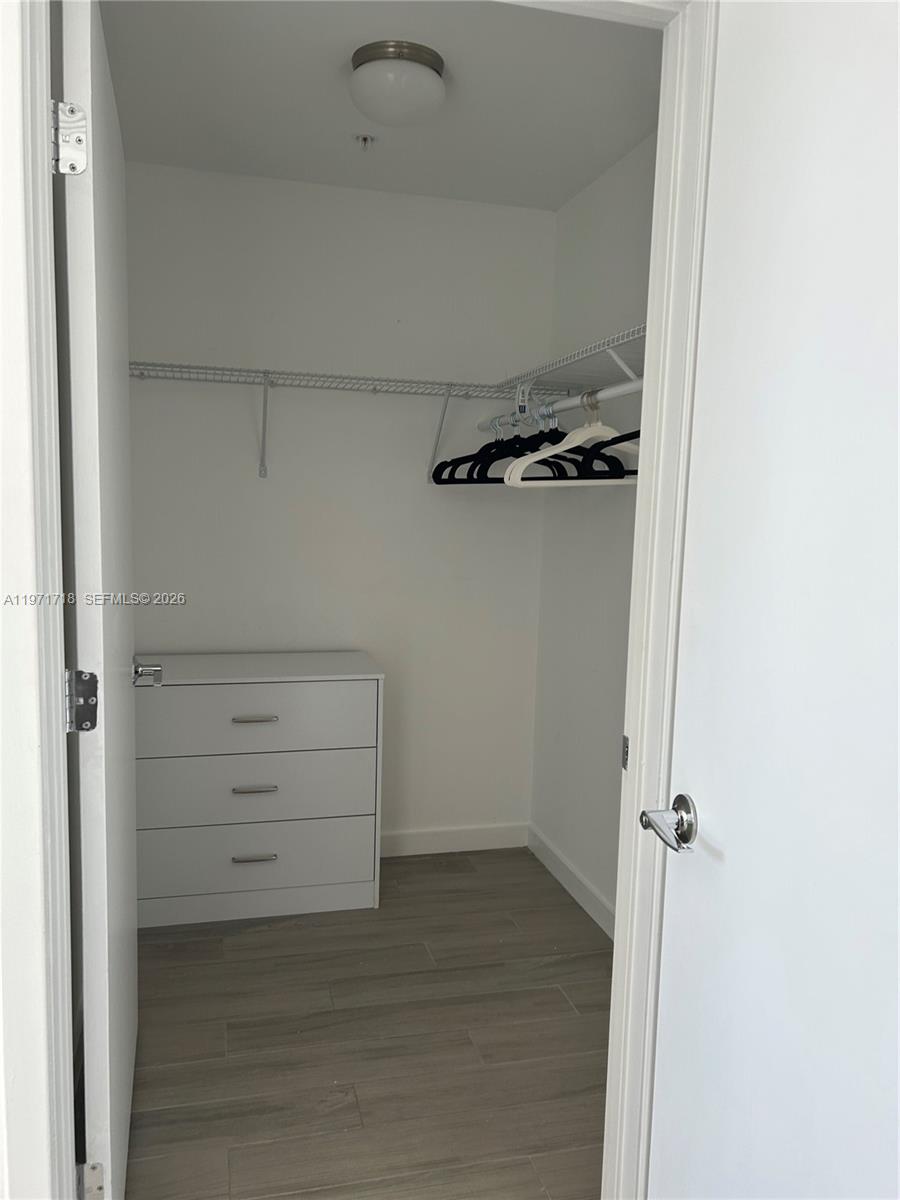 999 SW 1st Ave #2114, Miami FL 33130