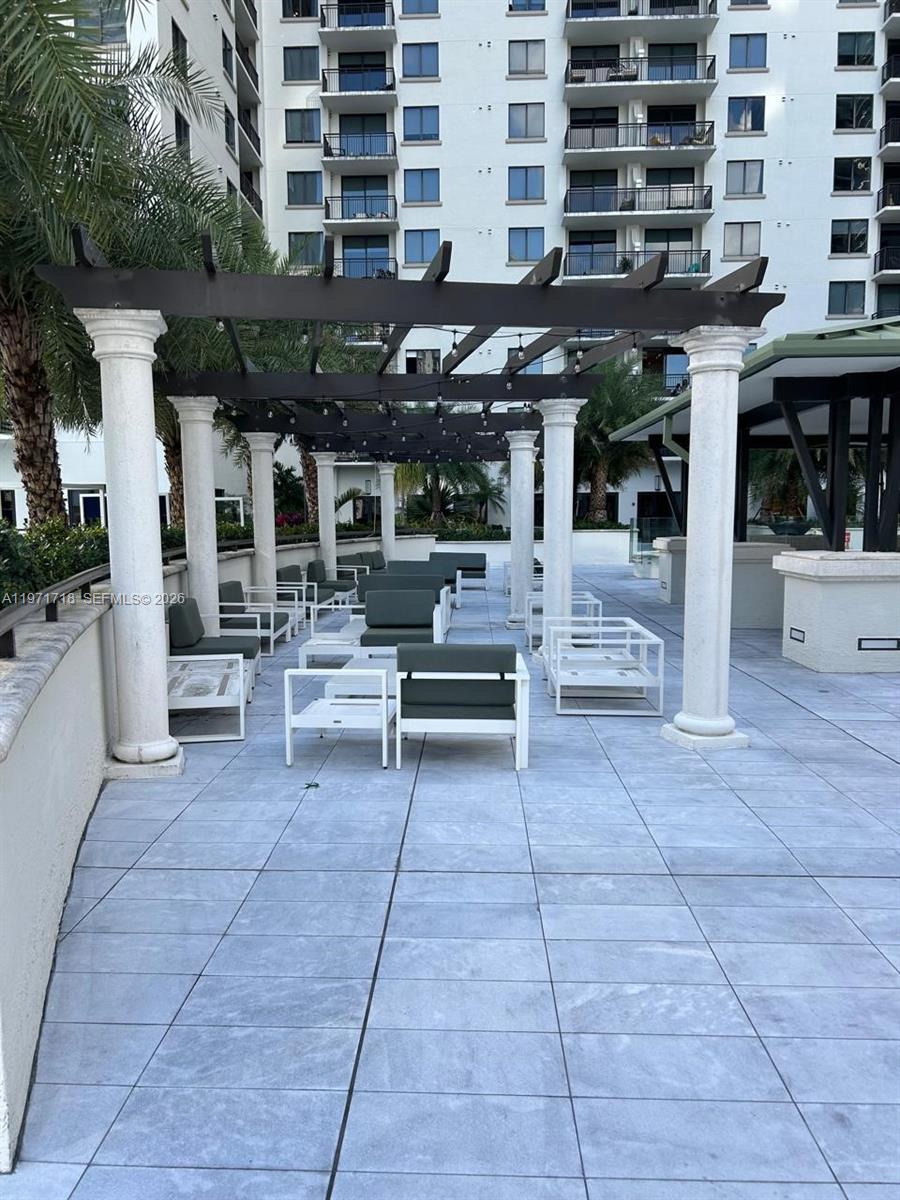 999 SW 1st Ave #2114, Miami FL 33130