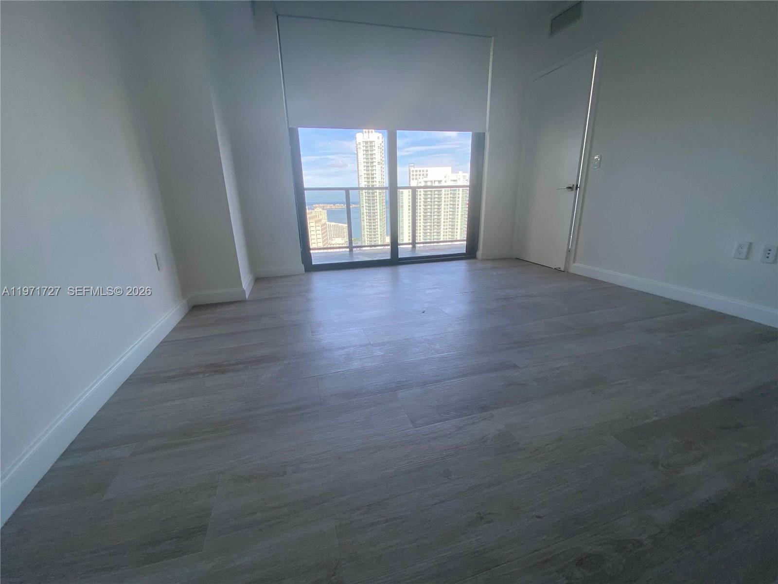 45 SW 9th St #3703, Miami FL 33130
