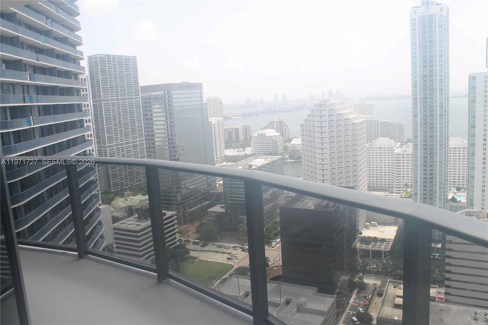 45 SW 9th St #3703, Miami FL 33130