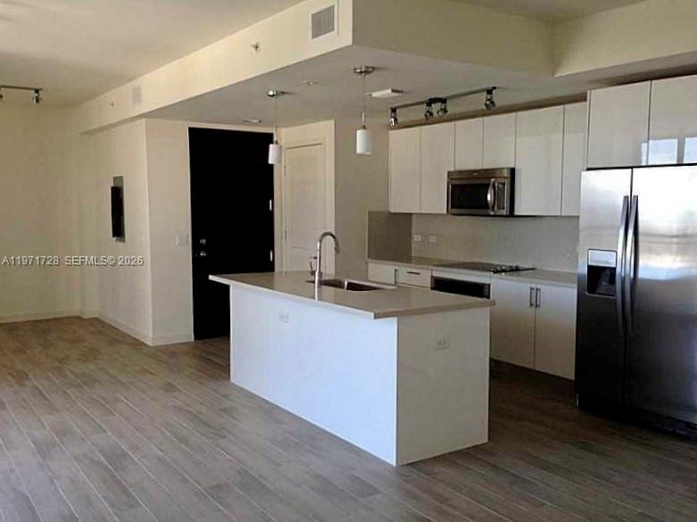 999 SW 1st Ave #1803, Miami FL 33130