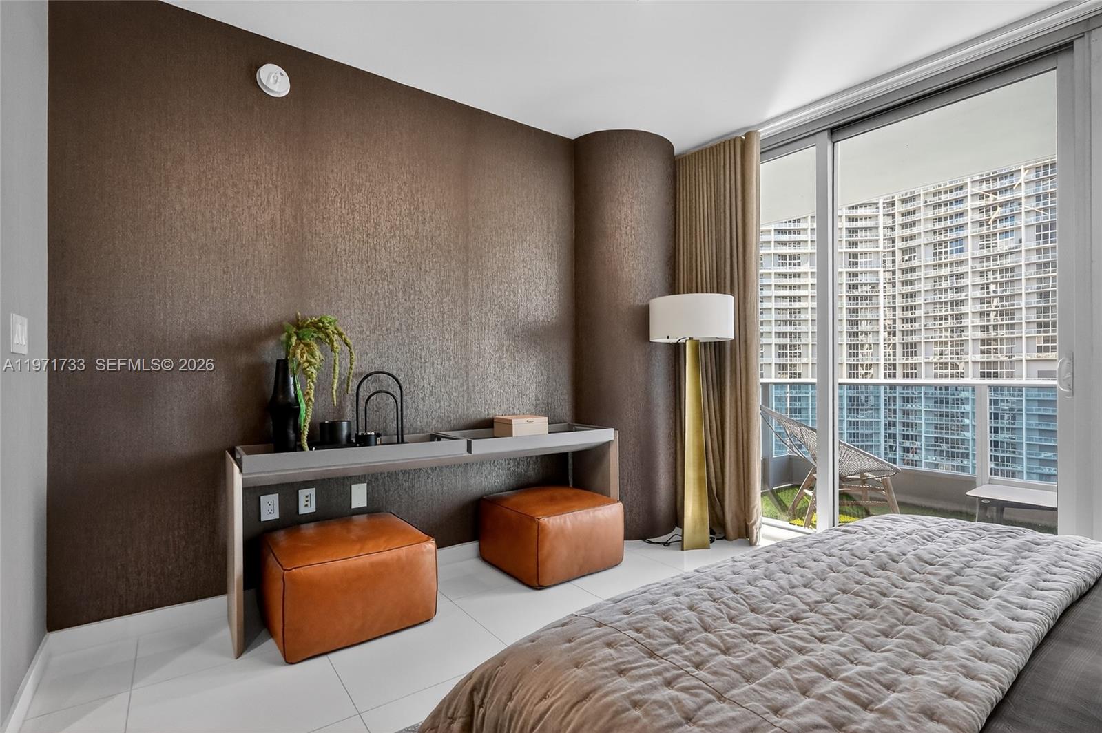 200 Biscayne Boulevard Way #1108, Miami FL 33131