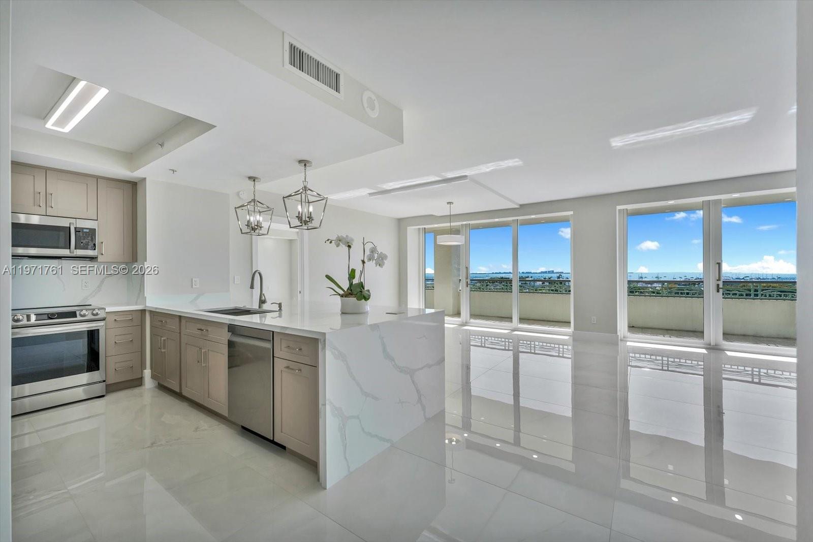 3400 SW 27th Ave #602, Miami FL 33133