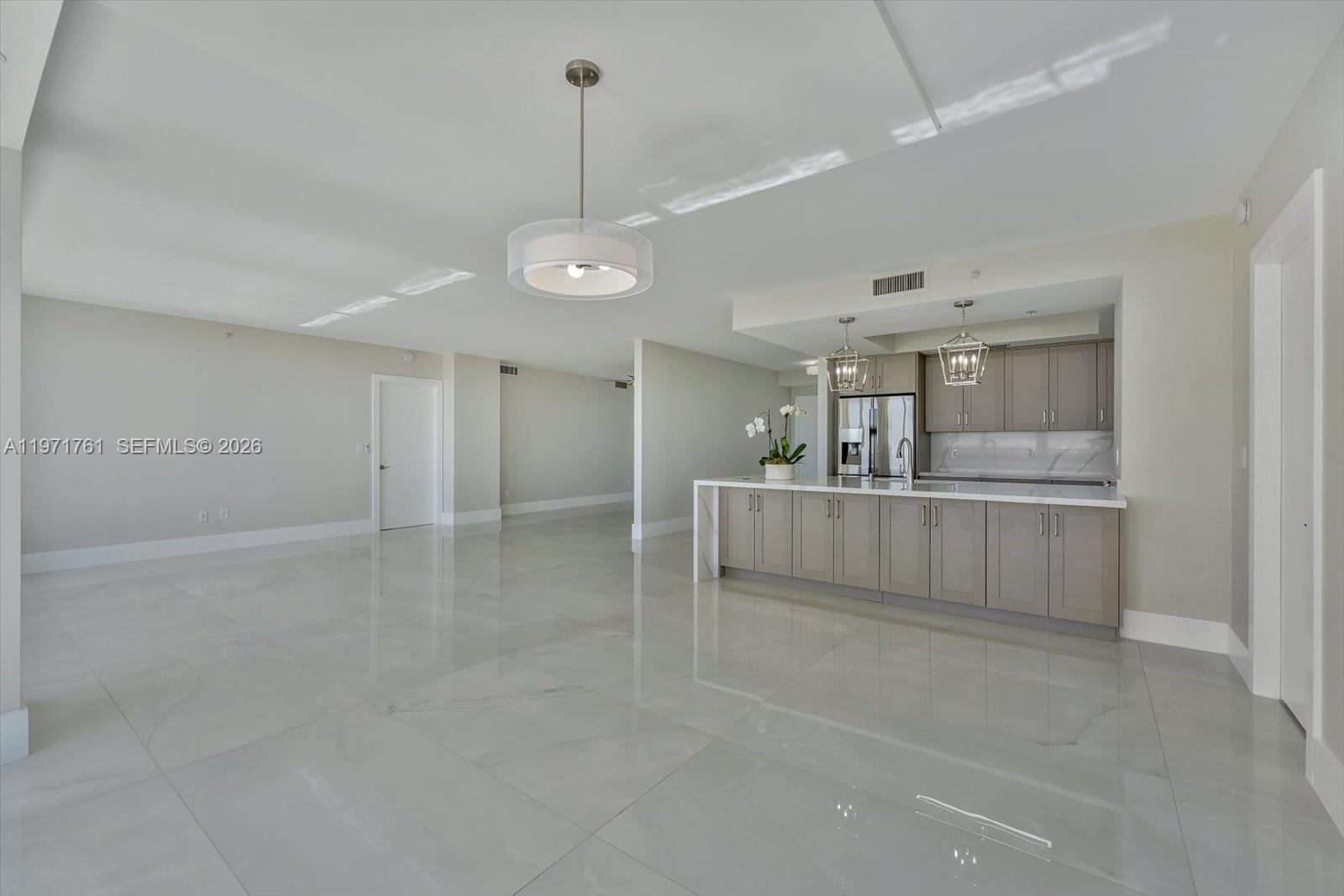 3400 SW 27th Ave #602, Miami FL 33133