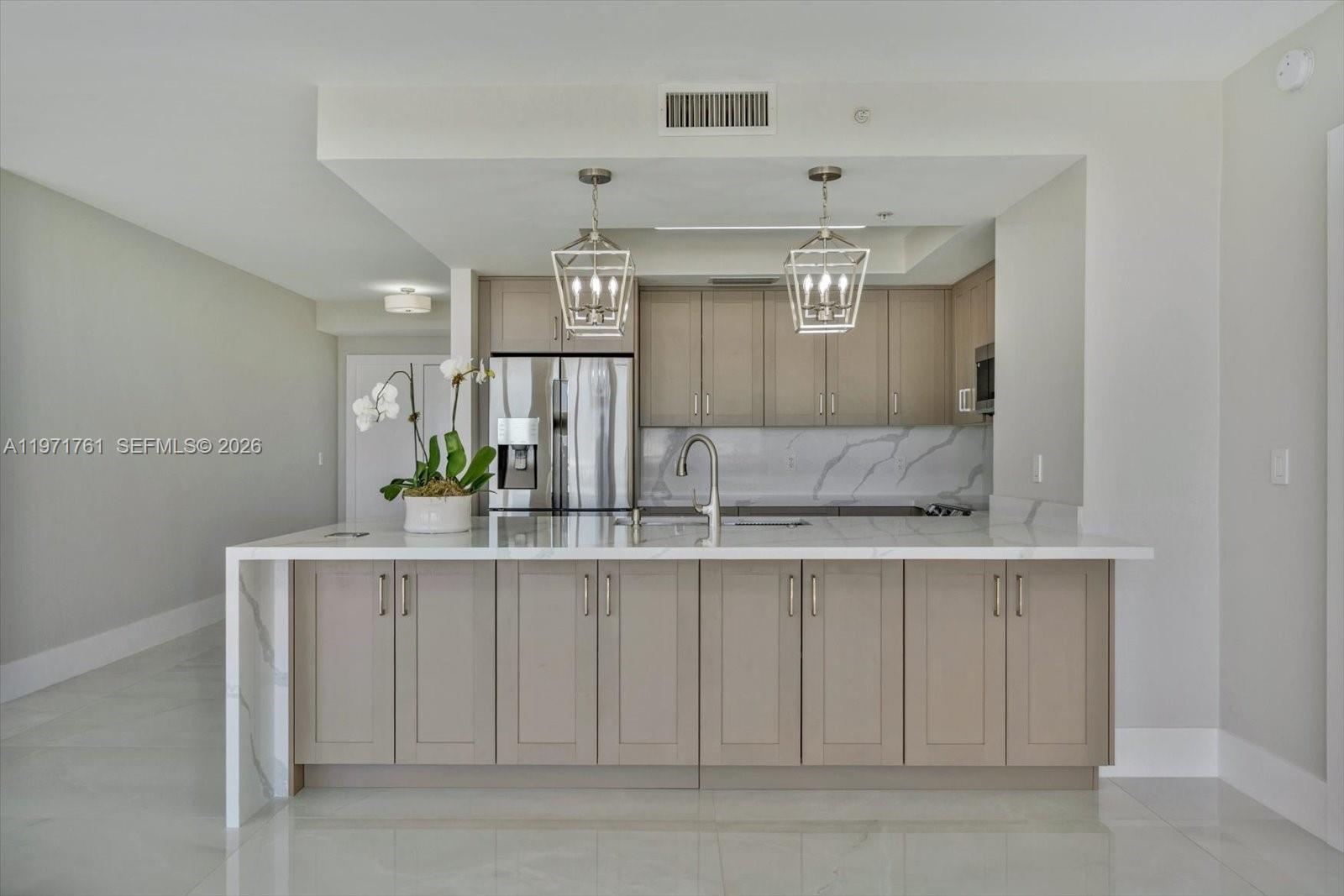 3400 SW 27th Ave #602, Miami FL 33133