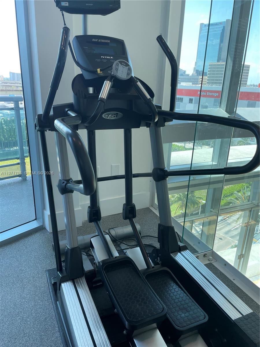 350 S Miami Ave #3108, Miami FL 33130