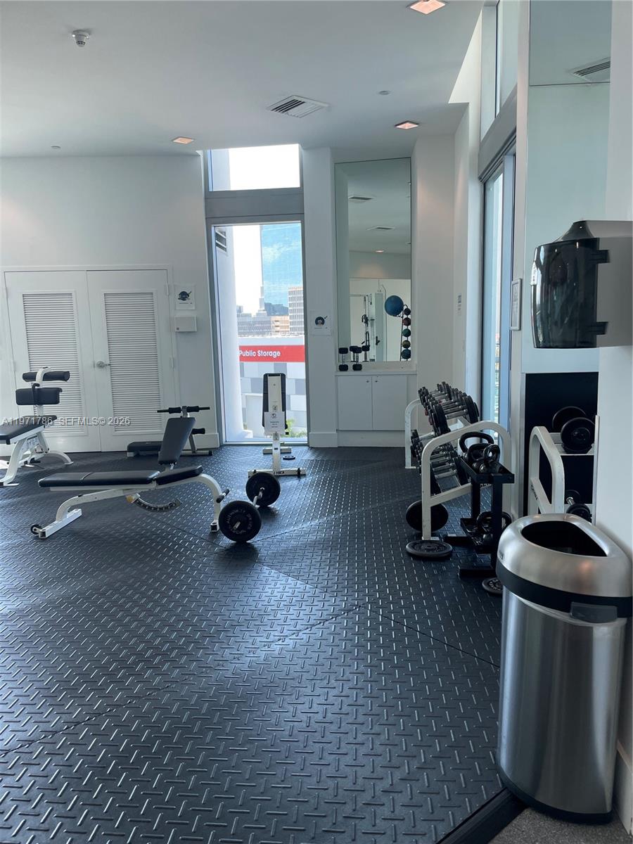 350 S Miami Ave #3108, Miami FL 33130