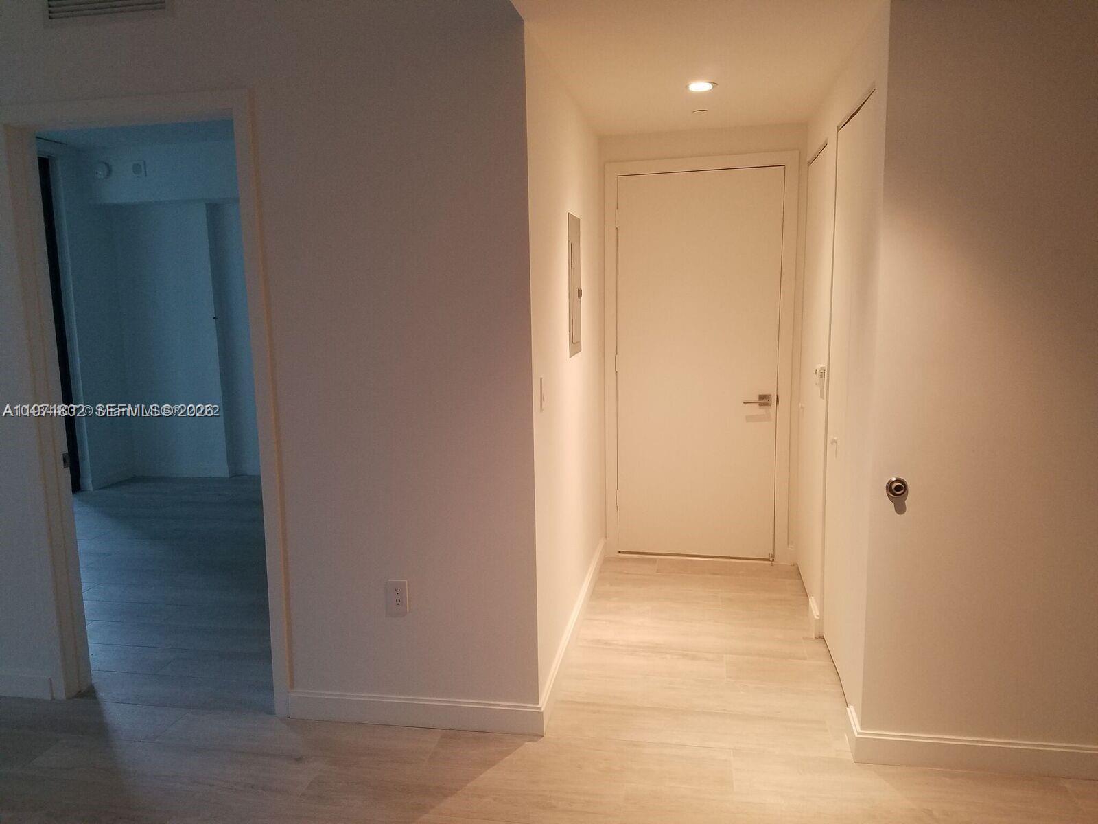 55 SW 9th St #1107, Miami FL 33130