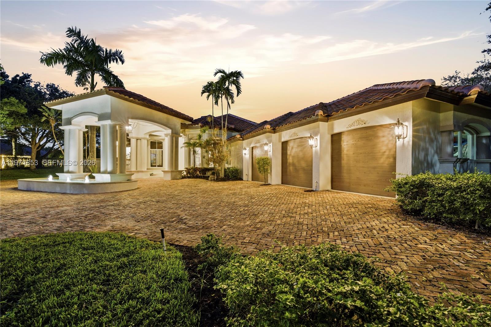 3520 Paddock Rd, Weston FL 33331