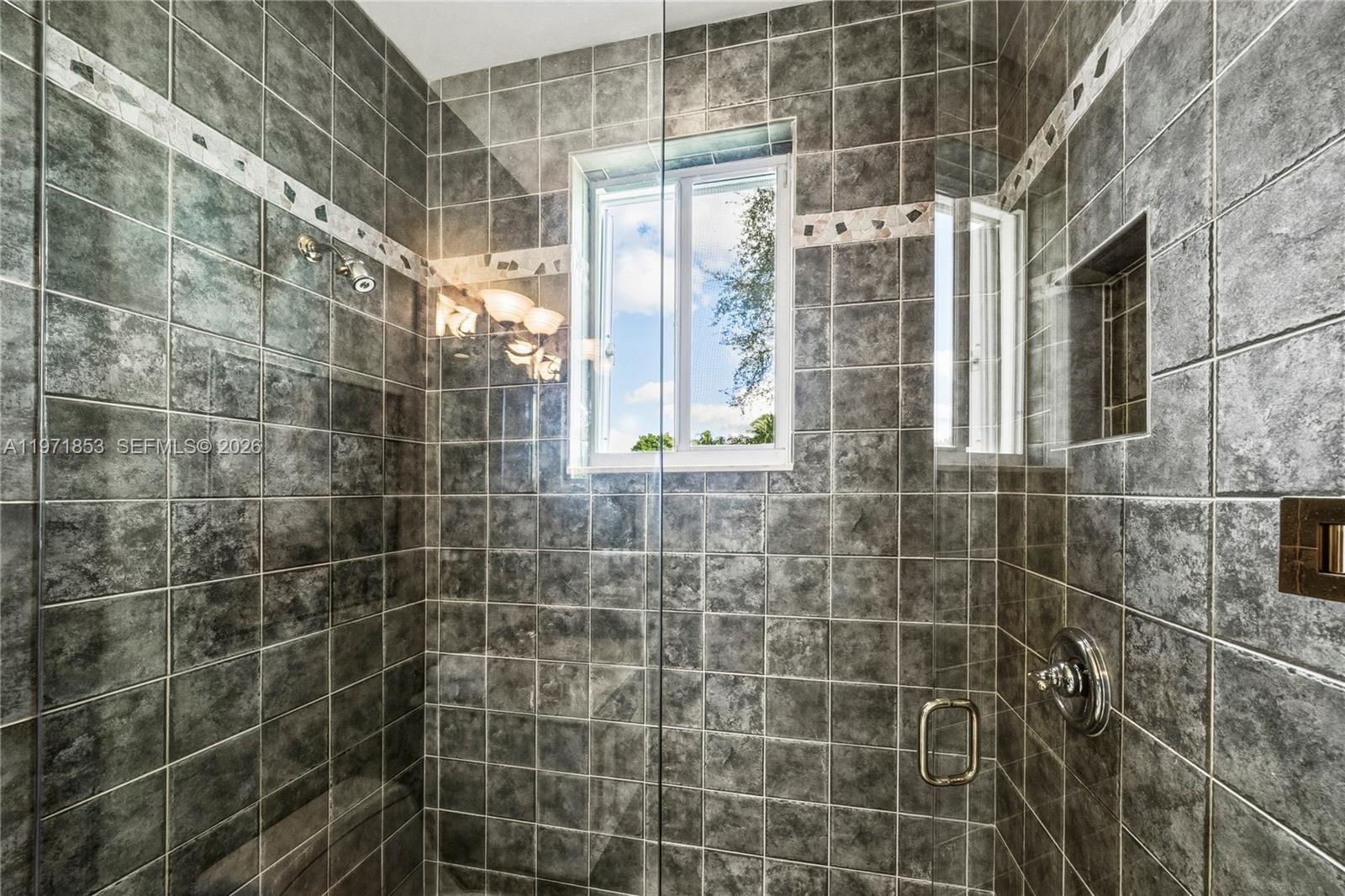 3520 Paddock Rd, Weston FL 33331